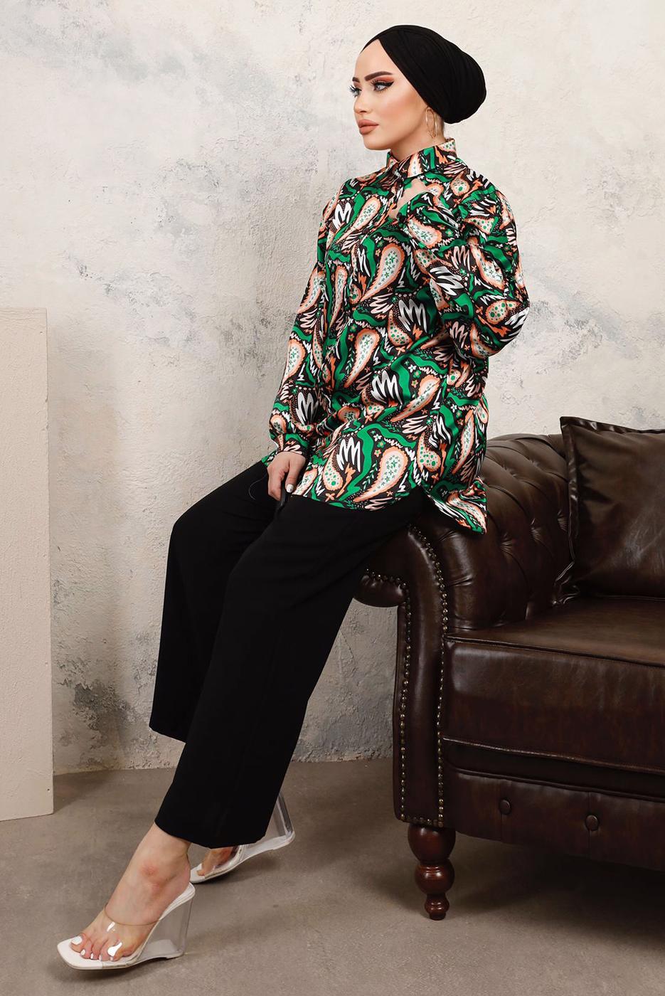 Tesettür giyim YEŞİL DESENLİ BELİ LASTİKLİ SATEN GÖMLEK TAKIM T 9703