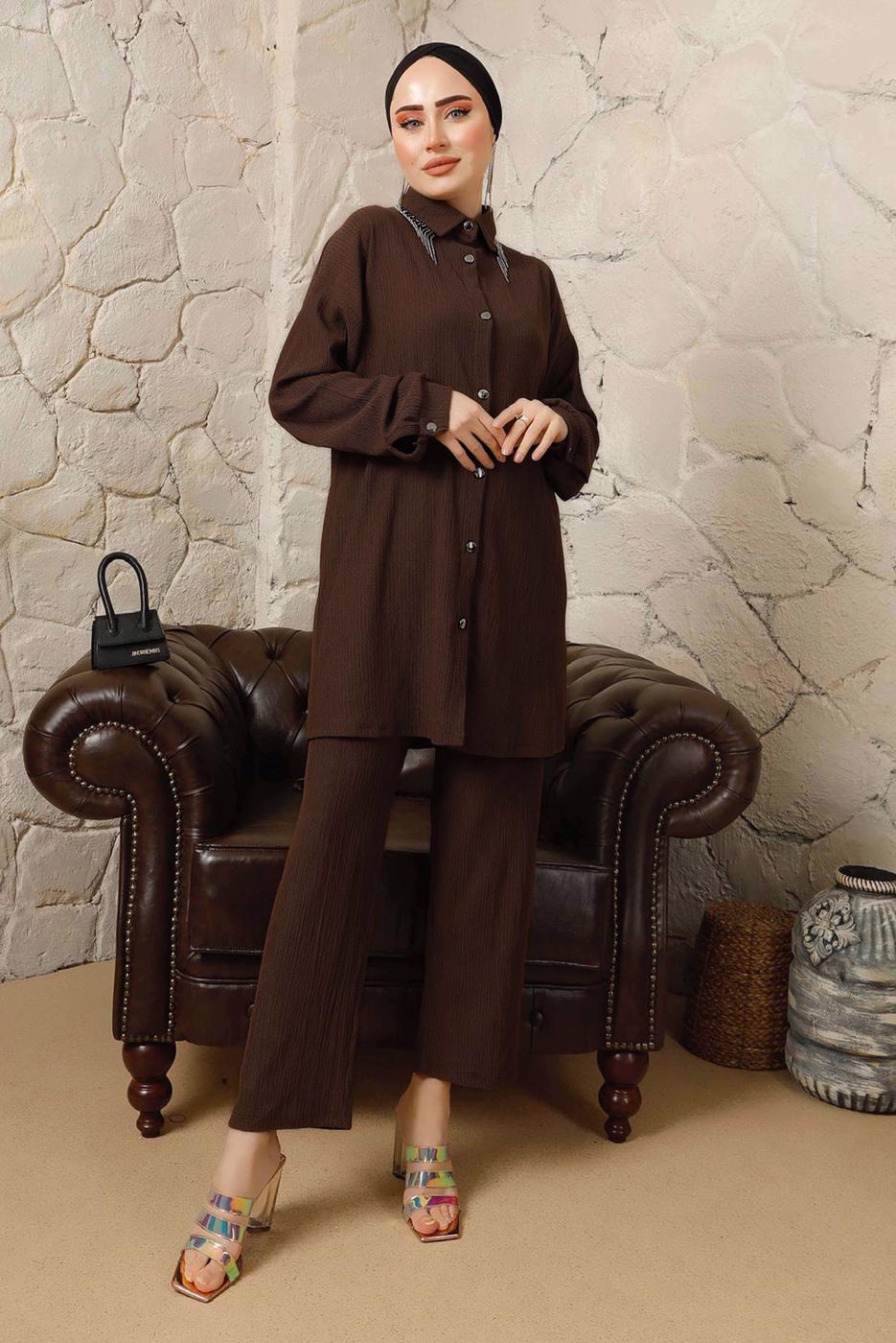 Tesettür giyim KAHVE YAKASI ZİNCİR DETAYLI BÜRÜMCÜK PANTOLONLU TAKIM T 9892