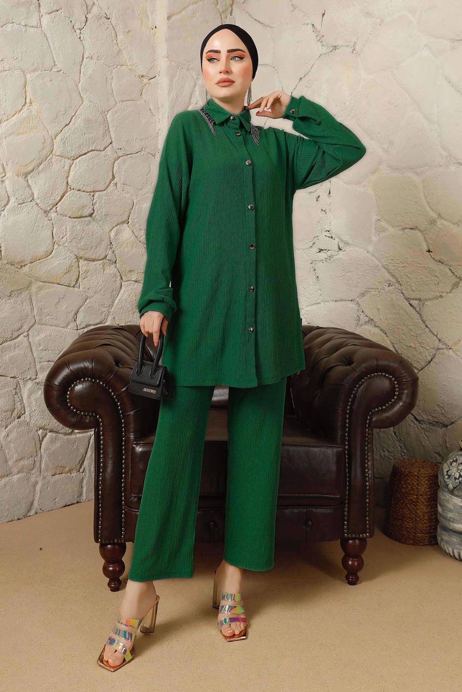 Tesettür giyim YEŞİL YAKASI ZİNCİR DETAYLI BÜRÜMCÜK PANTOLONLU TAKIM T 9892