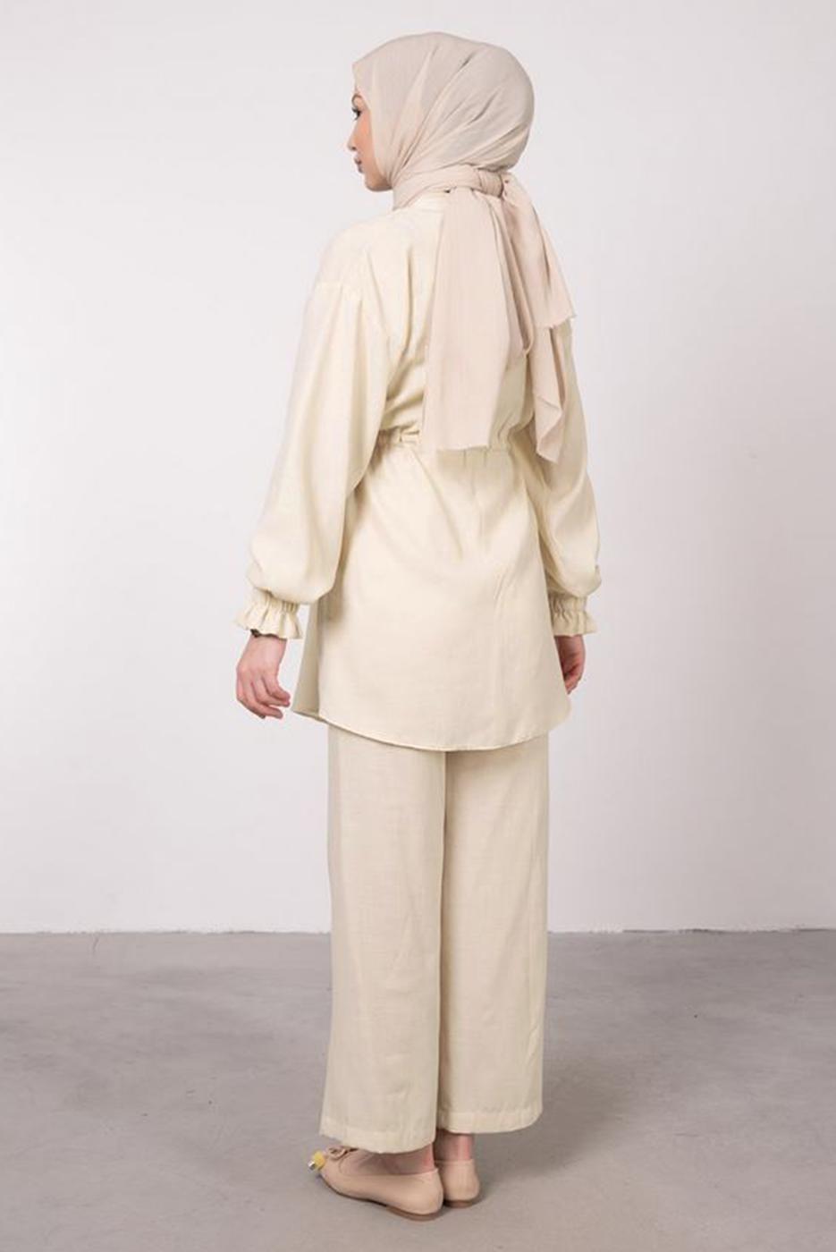 Tesettür giyim BEJ CEP DETAYLI KETEN GÖRÜNÜMLÜ PANTOLONLU TAKIM T 9985