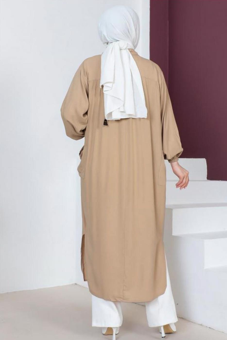 Tesettür giyim BEJ YIRTMAÇ DETAYLI CEPLİ UZUN TUNİK T 2228