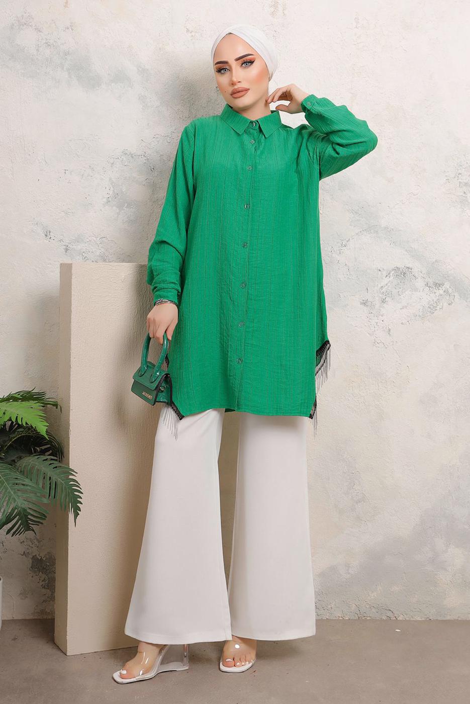 Tesettür giyim YEŞİL YANLARI PÜSKÜL DETAYLI GÖMLEK TUNİK T 4103