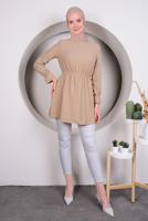 Tesettür giyim BEJ MANŞETLERİ VOLANLI BELİ BÜZGÜLÜ TUNİK T 4120