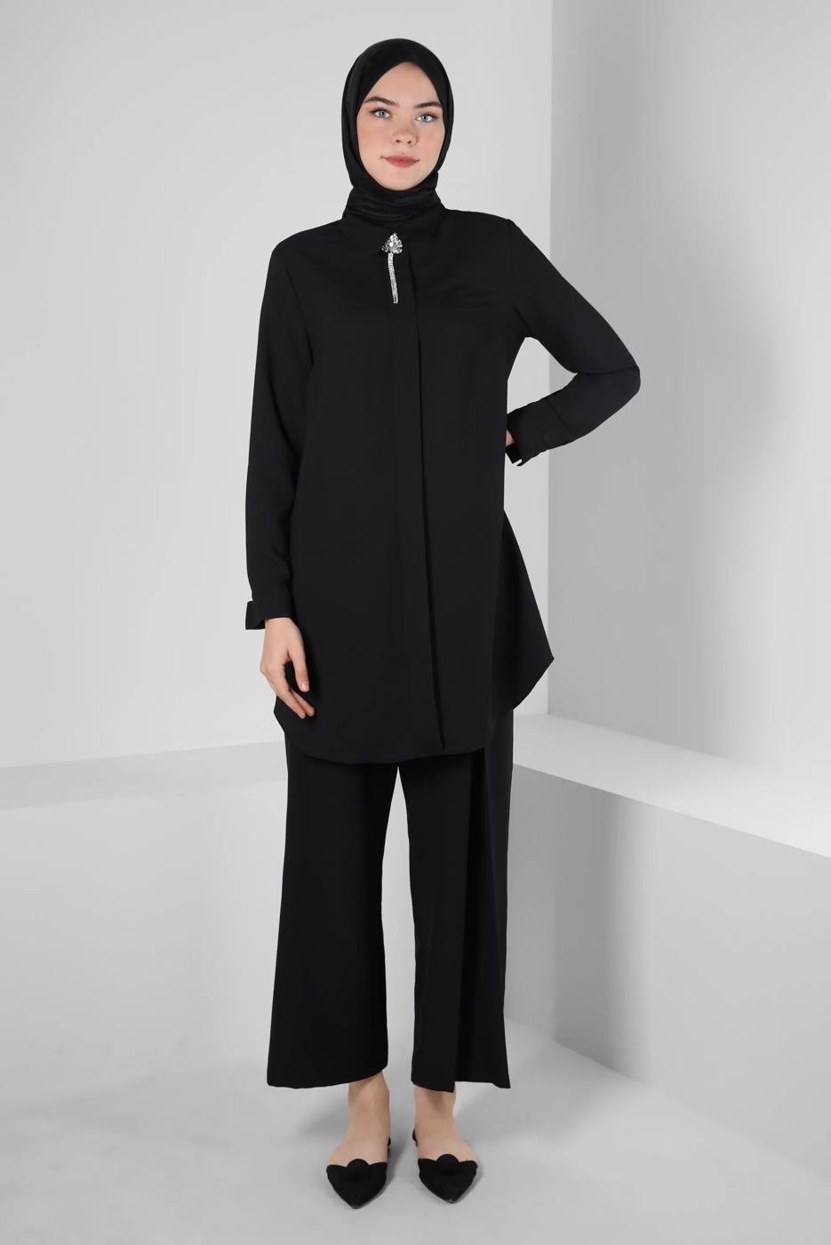Tesettür giyim SİYAH ALVİNA TAŞ DETAYLI TUNİK T 43816