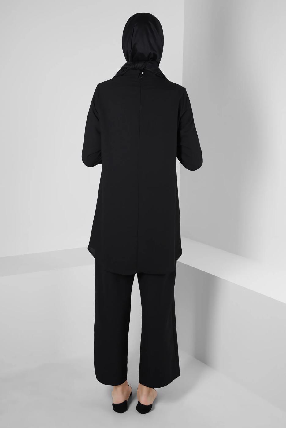 Tesettür giyim SİYAH ALVİNA TAŞ DETAYLI TUNİK T 43816