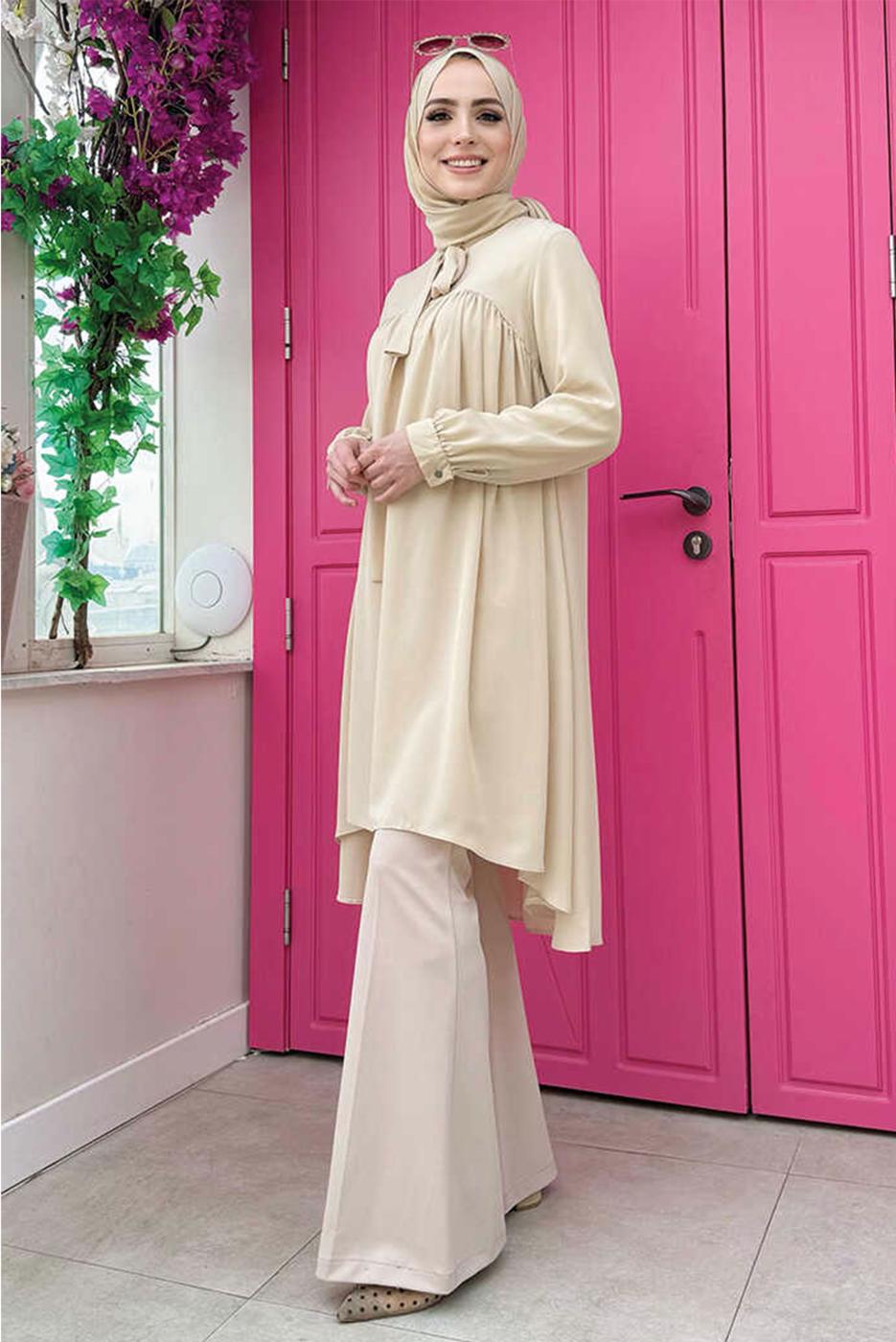 Tesettür giyim BEJ YAKASI BAĞLAMALI ŞİFON KREP TUNİK T 4542