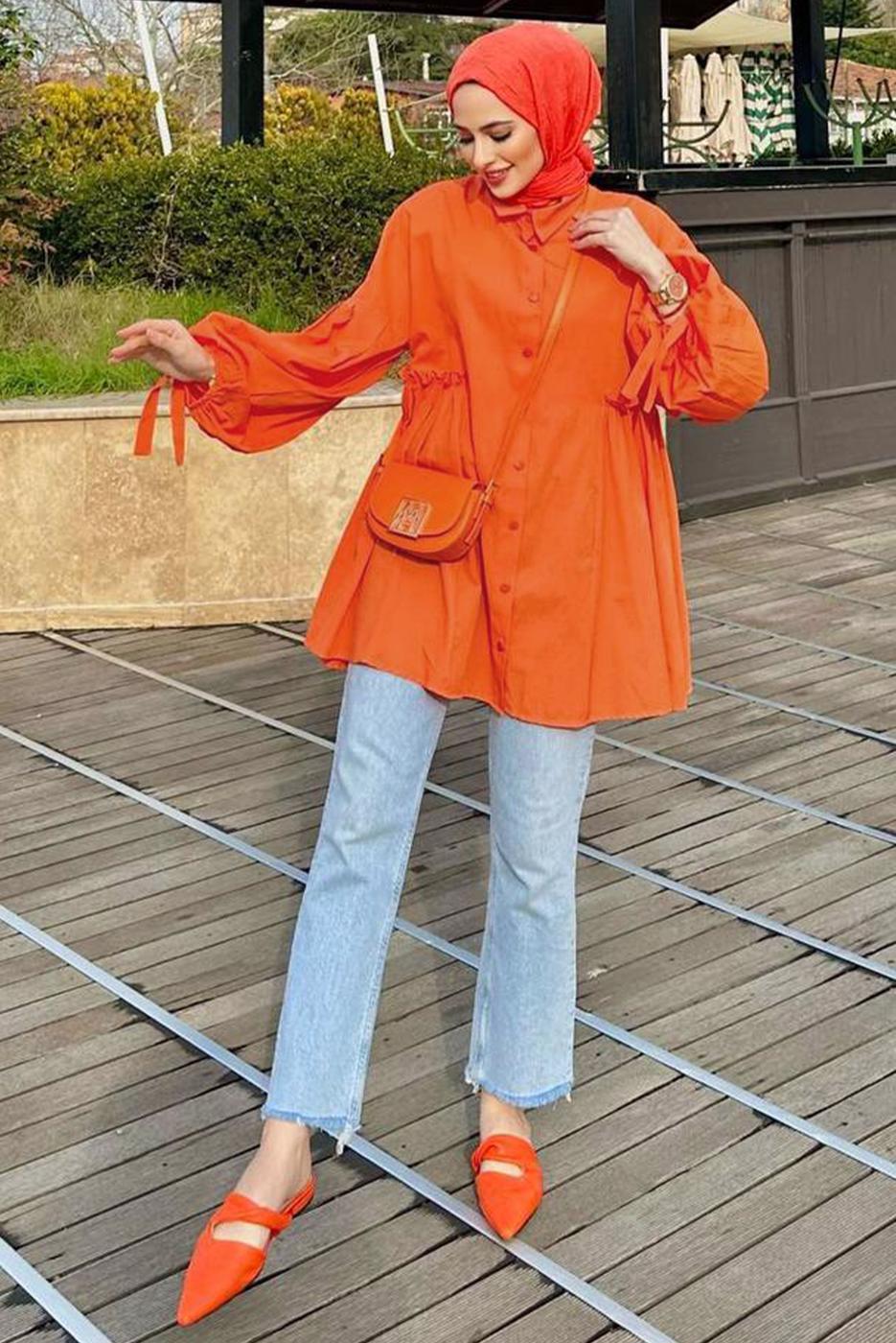 Tesettür giyim TURUNCU BELİ BÜZGÜ DETAYLI DÜĞMELİ TUNİK T 7168