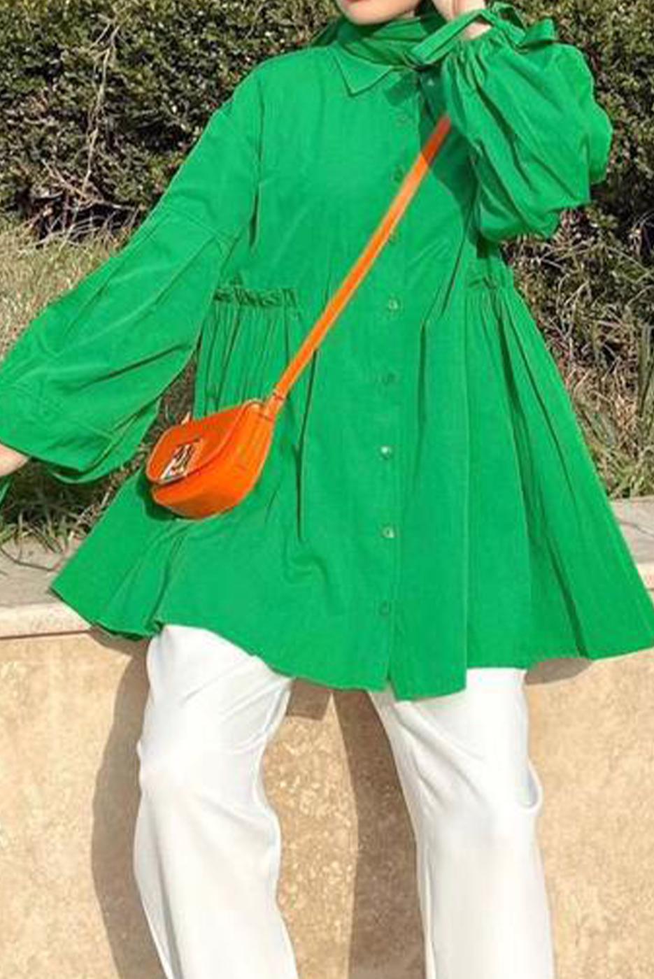 Tesettür giyim YEŞİL BELİ BÜZGÜ DETAYLI DÜĞMELİ TUNİK T 7168