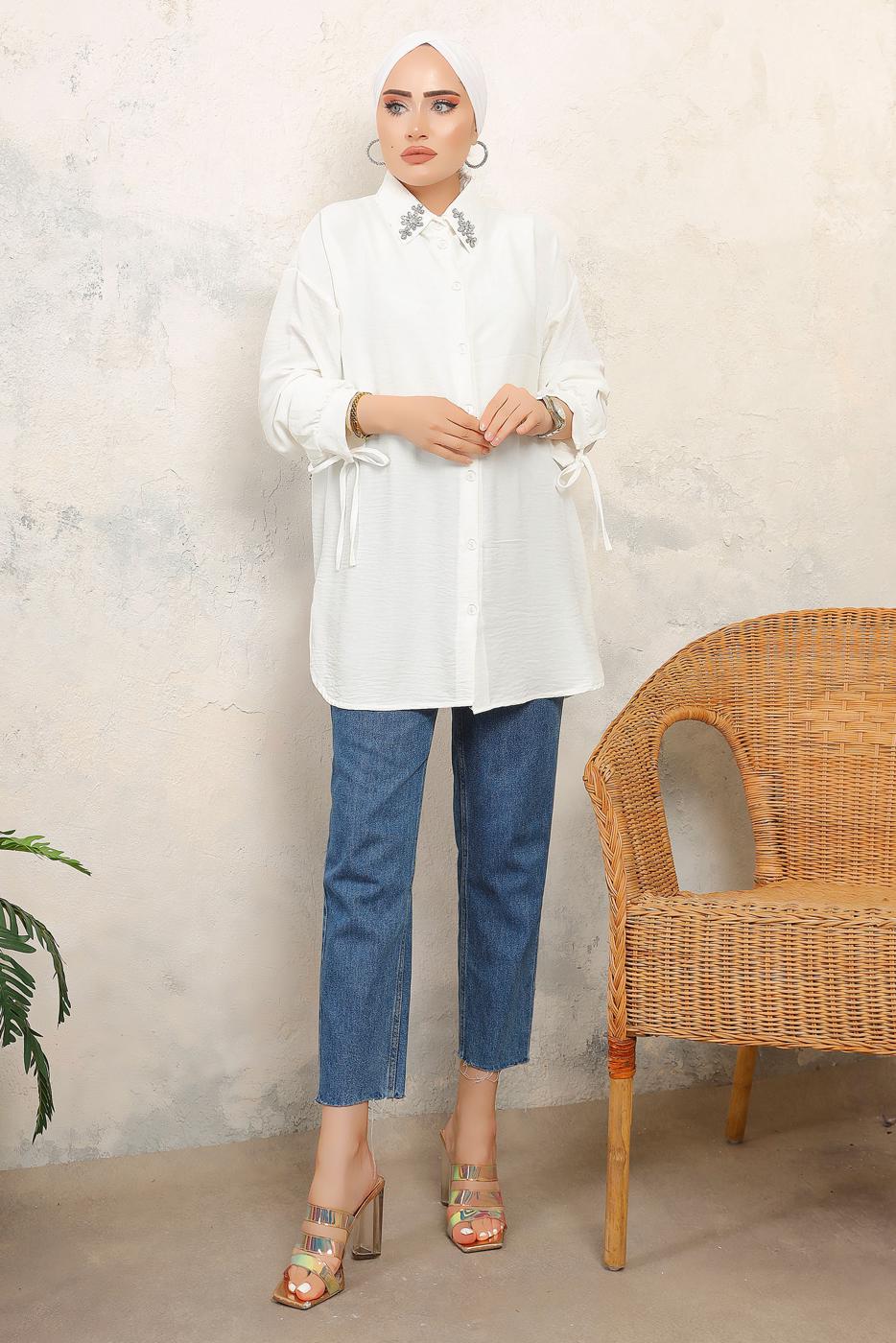 Tesettür giyim EKRU MANŞETLERİ BAĞLAMALI TAŞ DETAYLI GÖMLEK TUNİK T 7513