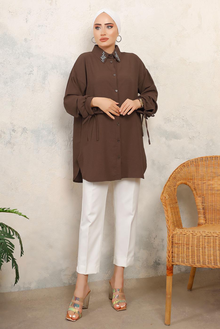 Tesettür giyim KAHVE MANŞETLERİ BAĞLAMALI TAŞ DETAYLI GÖMLEK TUNİK T 7513
