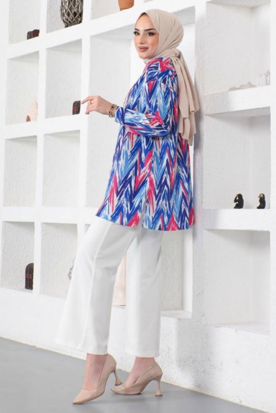 Tesettür giyim LACİVERT DESENLİ YANI YIRTMAÇLI GÖMLEK TUNİK T 7888