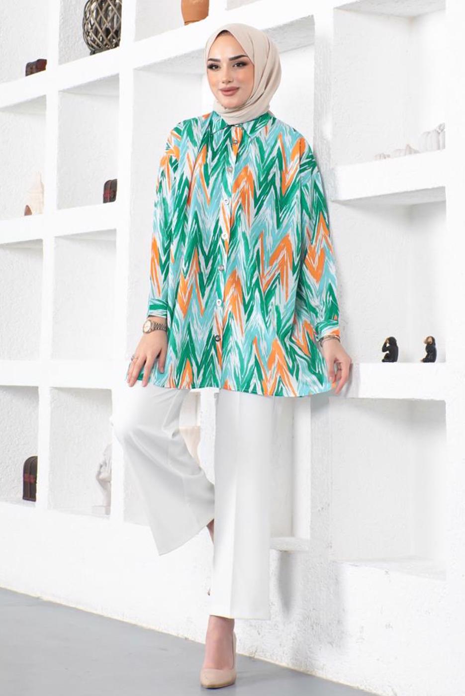 Tesettür giyim YEŞİL DESENLİ YANI YIRTMAÇLI GÖMLEK TUNİK T 7888