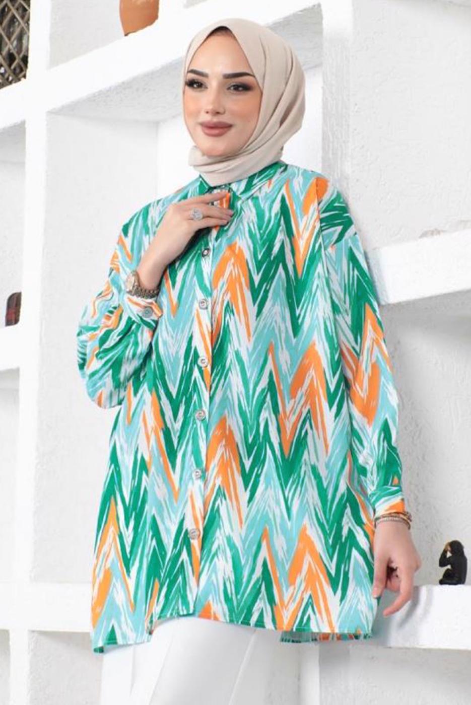 Tesettür giyim YEŞİL DESENLİ YANI YIRTMAÇLI GÖMLEK TUNİK T 7888