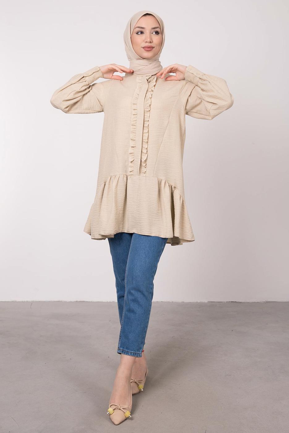 Tesettür giyim BEJ FIRFIR DETAYLI VOLANLI TUNİK T 8985