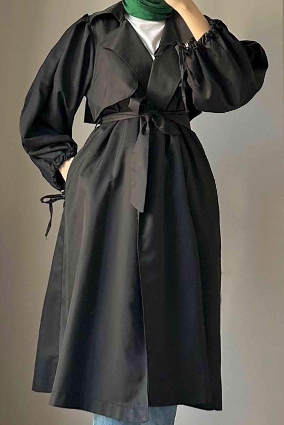 Tesettür giyim SİYAH MANŞETLERİ BÜZGÜLÜ CEPLİ KUŞAKLI KAP T 19380