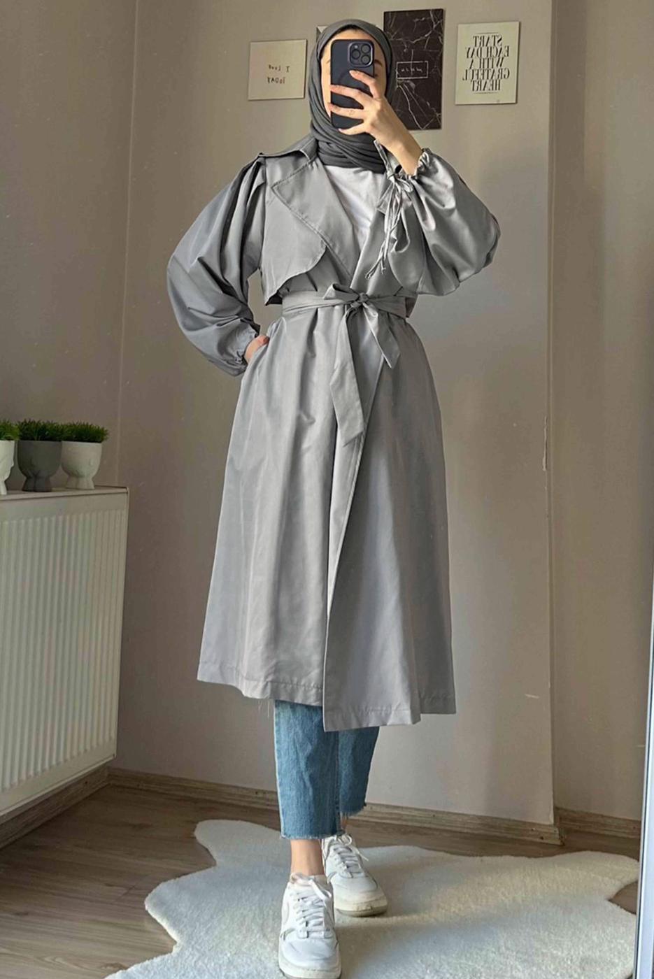 Tesettür giyim GRİ MANŞETLERİ BÜZGÜLÜ CEPLİ KUŞAKLI KAP T 19380