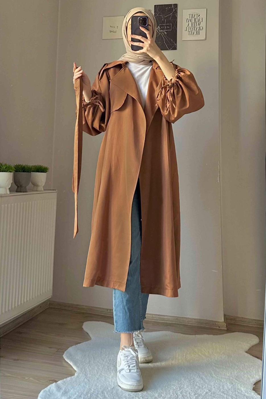 Tesettür giyim TABA MANŞETLERİ BÜZGÜLÜ CEPLİ KUŞAKLI KAP T 19380