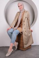 Tesettür giyim BEJ KUŞAKLI KRUVAZE YAKA TRENÇKOT T 4132