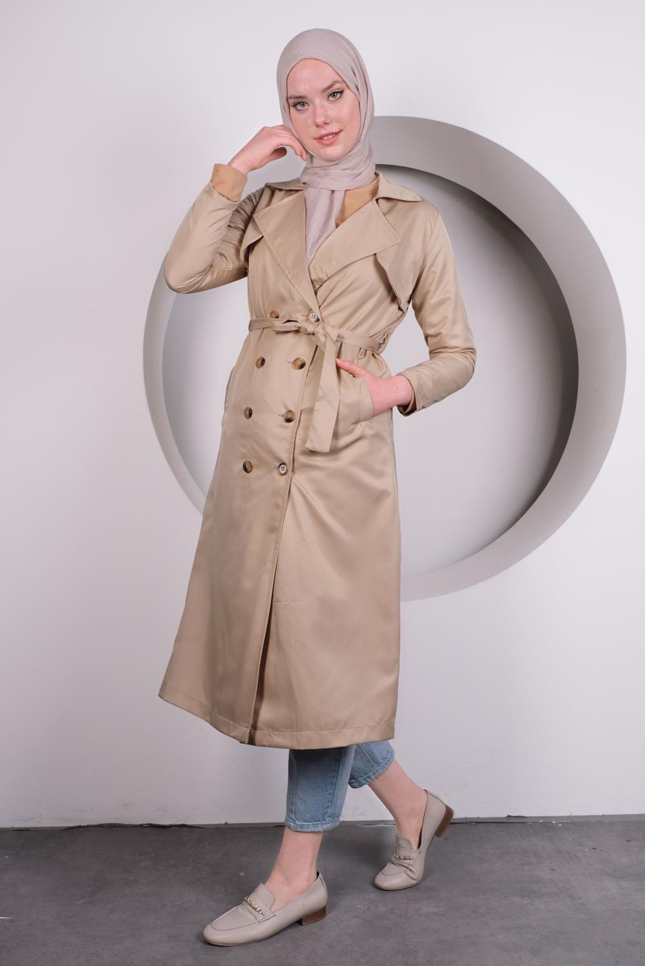 Tesettür giyim BEJ KUŞAKLI KRUVAZE YAKA TRENÇKOT T 4132