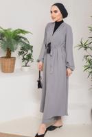 Tesettür giyim GRİ KUŞAKLI MANŞETLERİ LASTİKLİ KAP T 9757