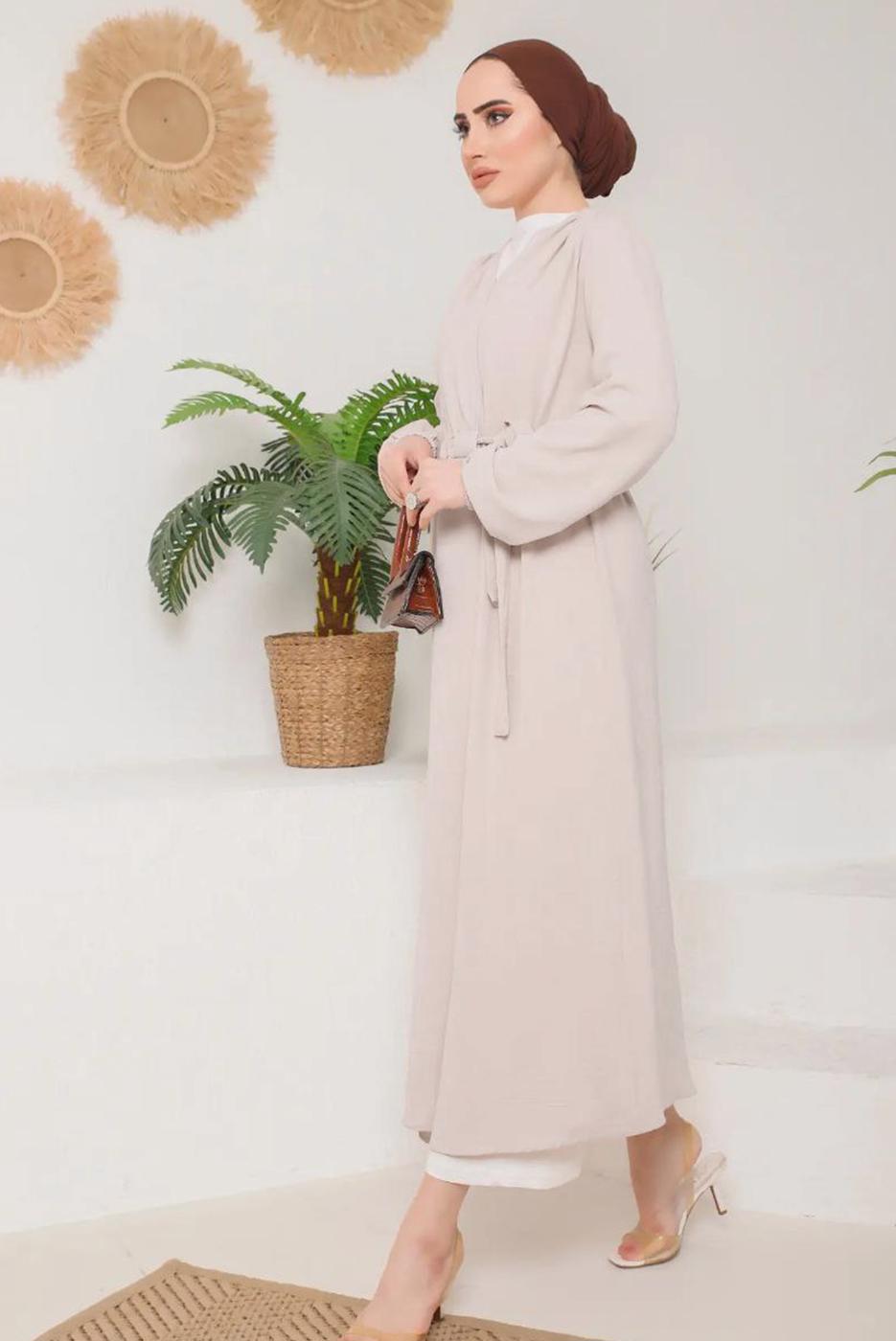 Tesettür giyim BEJ KUŞAKLI MANŞETLERİ LASTİKLİ KAP T 9757