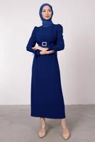 Tesettür giyim LACİVERT TÜY DETAYLI KEMERLİ ELBİSE T 80047