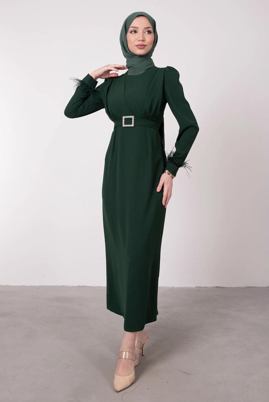 Vêtements hijab VERT ROBE CEINTURE À FOURRURE T 80047