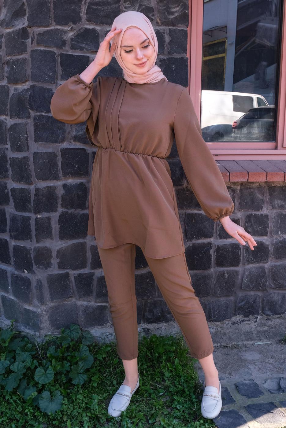 Tesettür giyim KAHVE BELİ BÜZGÜLÜ KUŞAKLI İKİLİ PANTOLONLU TAKIM T 2112