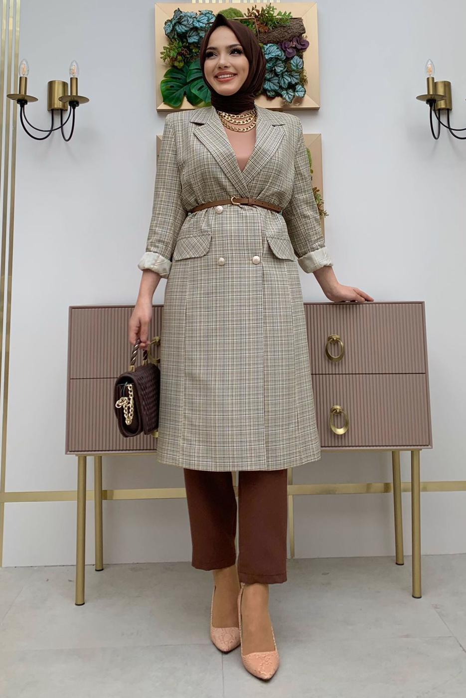 Hijab clothing MINK BUTTON DETAIL PLAID PATTERNED JACKET T 5867