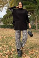 Hijab clothing BLACK SLEEVELESS KNITWEAR SWEATER WITH TIE DETAIL T 73222