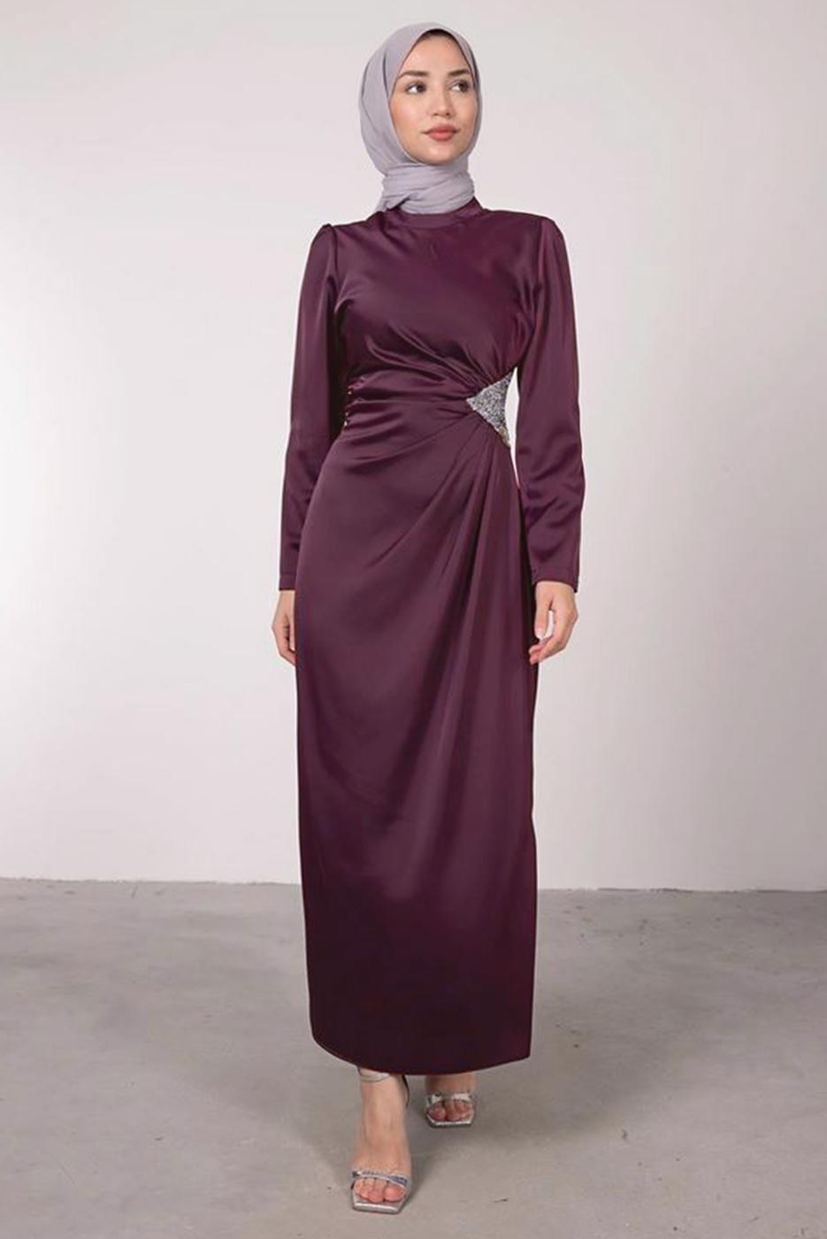 Tesettür giyim MÜRDÜM TAŞ BASKILI PİLİSE DETAYLI ABİYE ELBİSE T 0495