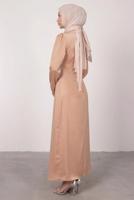 Tesettür giyim PUDRA TAŞ BASKILI PİLİSE DETAYLI ABİYE ELBİSE T 0495