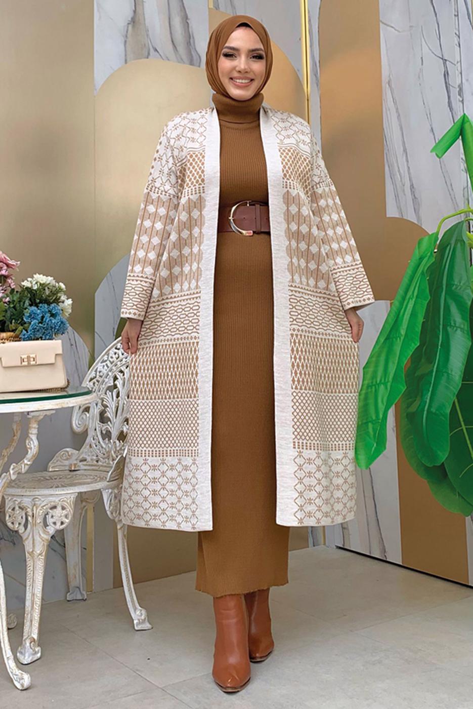 Tesettür giyim BEJ DESENLİ TRİKO HIRKA T 1236