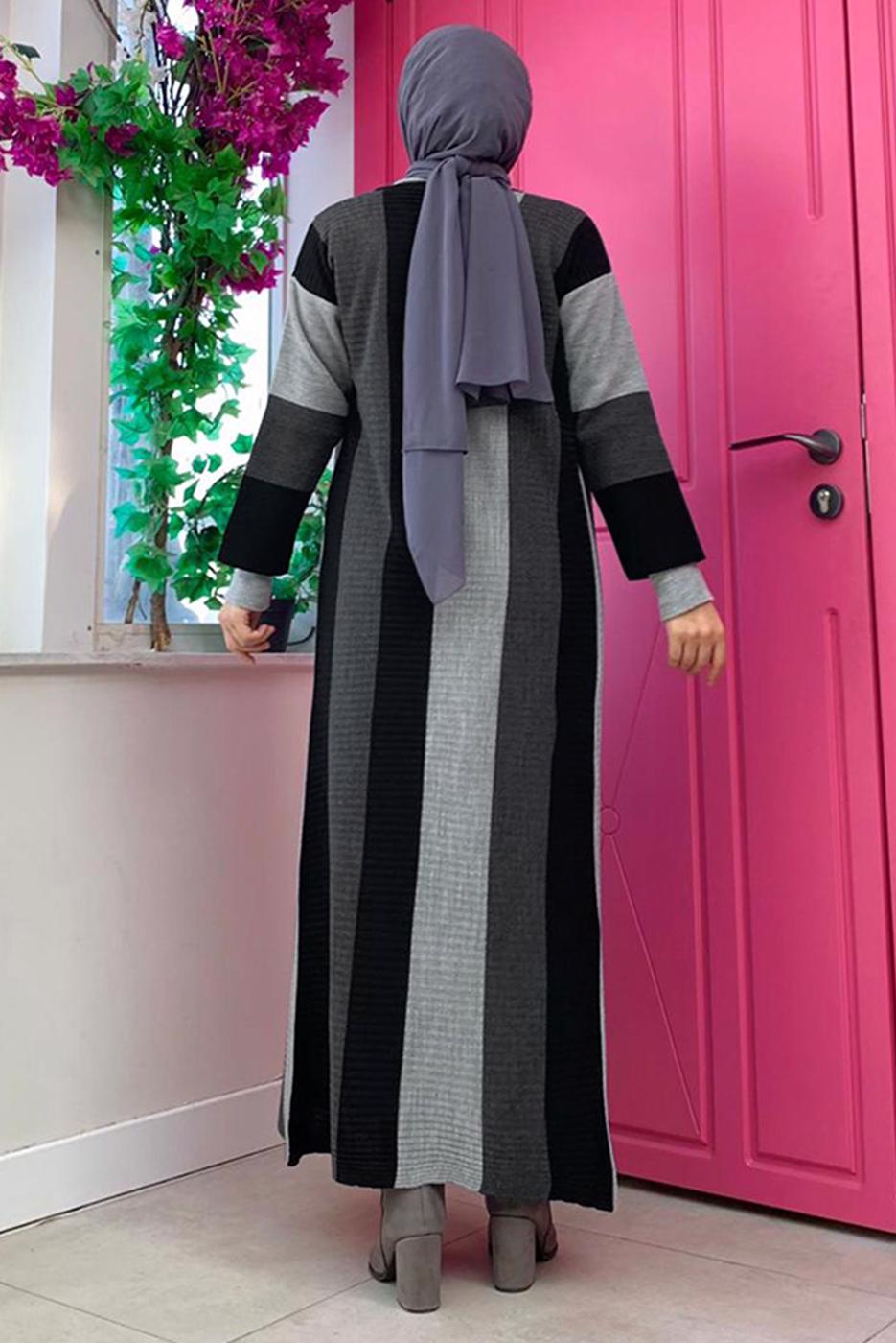 Hijab clothing BLACK STRIPED KNITWEAR JACKET T 31332