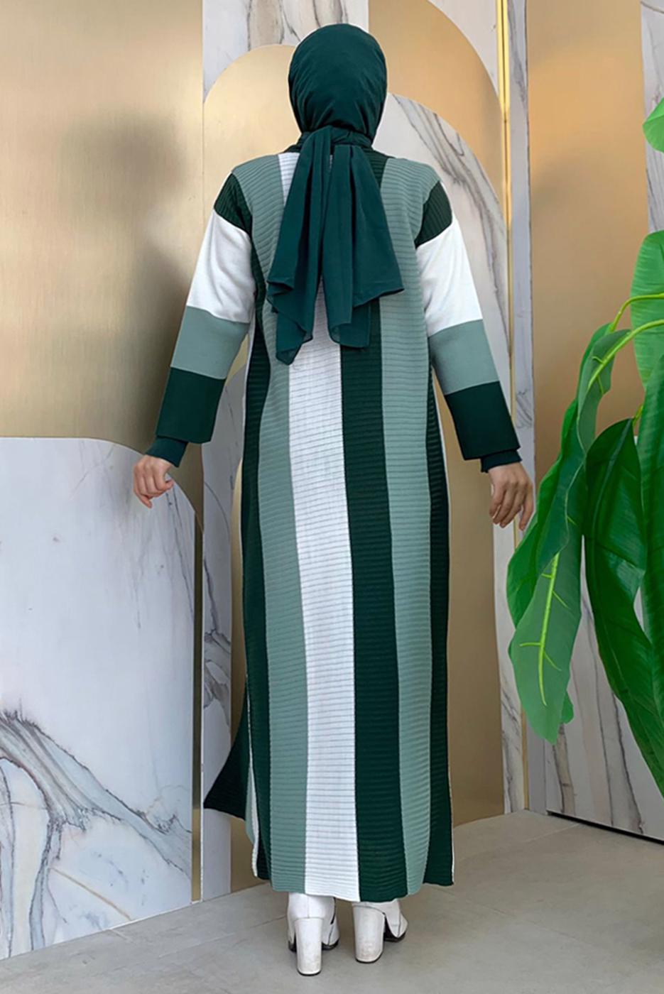 Hijab clothing GREEN STRIPED KNITWEAR JACKET T 31332