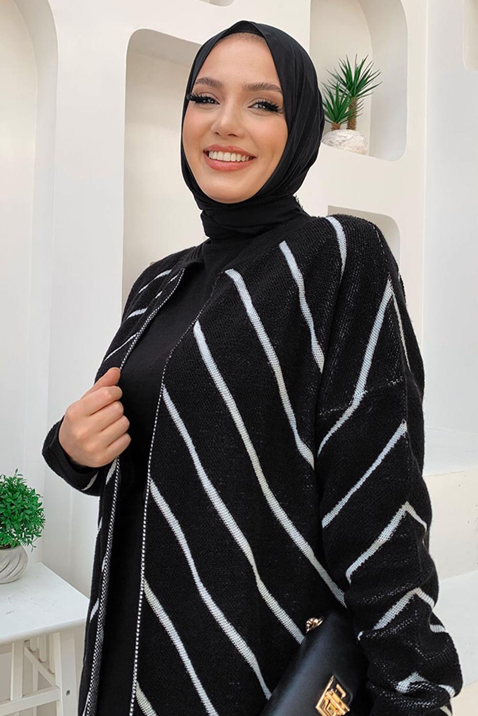 Tesettür giyim SİYAH ÇİZGİLİ TRİKO HIRKA T 3316