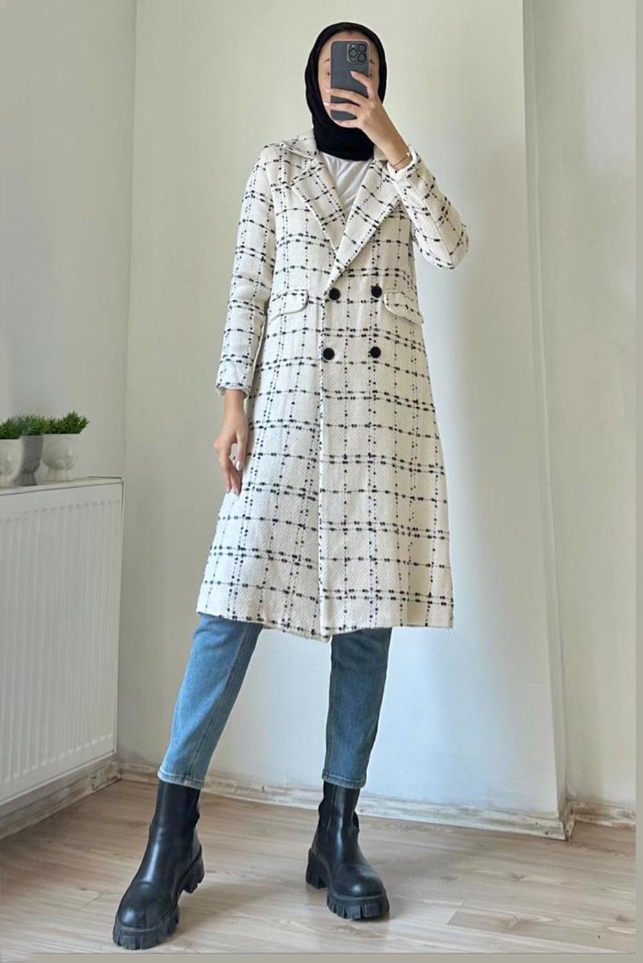 Hijab clothing BEIGE PLAID PATTERNED JACKET T 4247