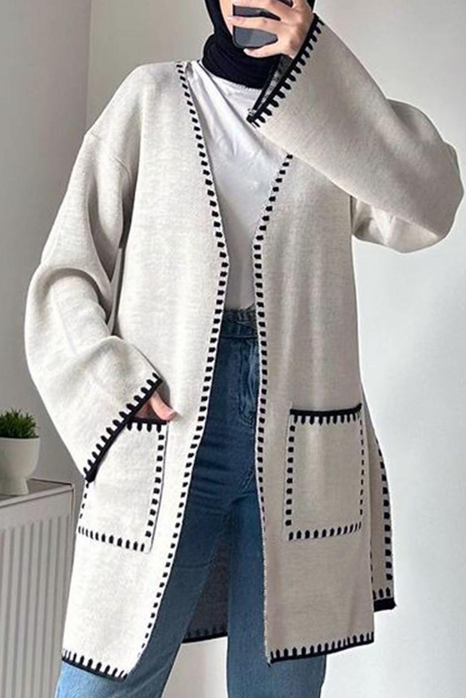 Tesettür giyim EKRU KUŞAKLI TRİKO HIRKA T 4788