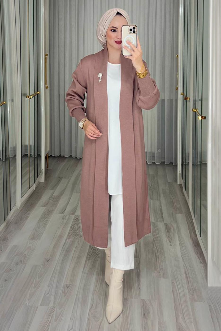 Tesettür giyim PEMBE BROŞ DETAYLI TRİKO CEKET T 62401