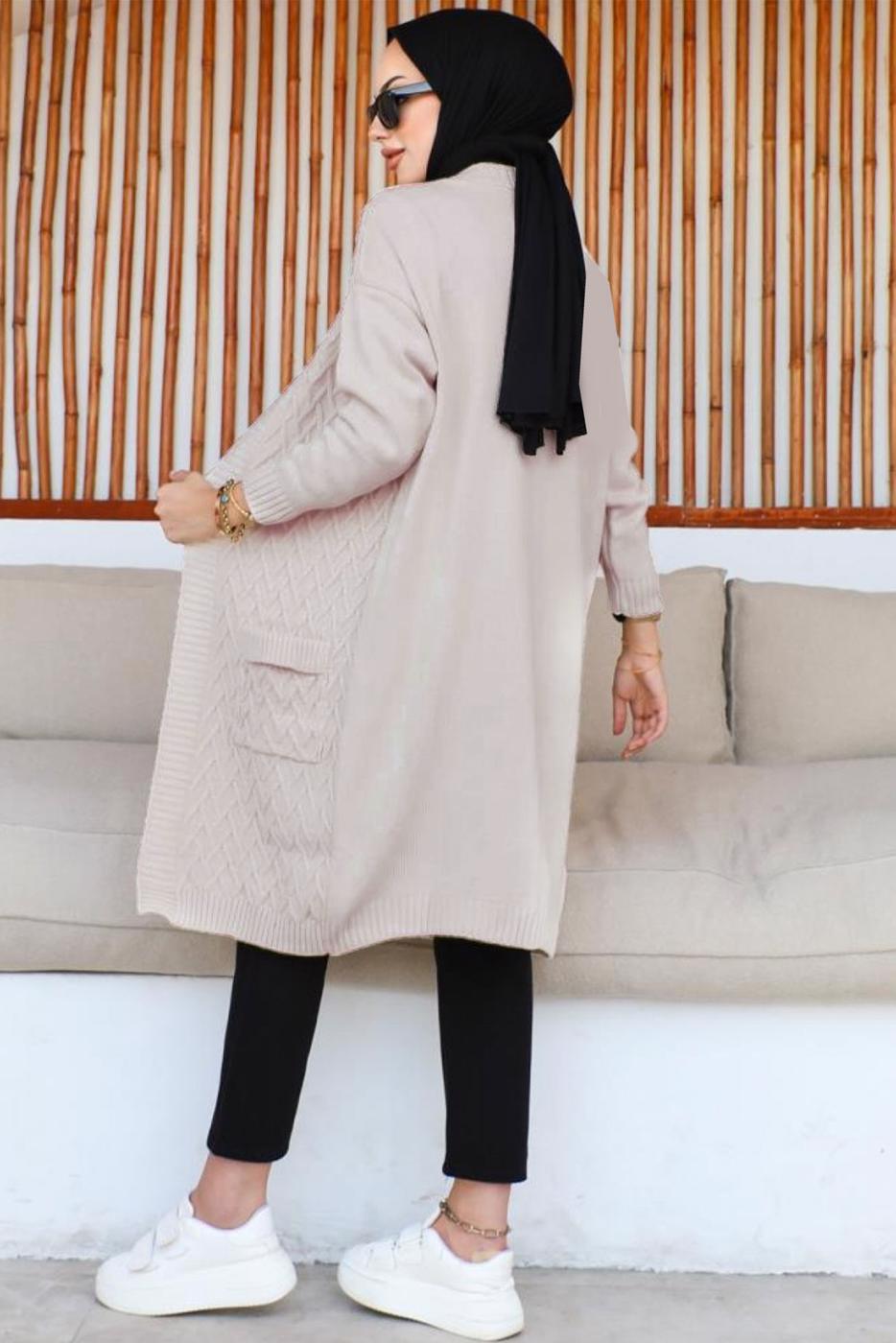 Tesettür giyim BEJ UZUN TRİKO HIRKA T 7604