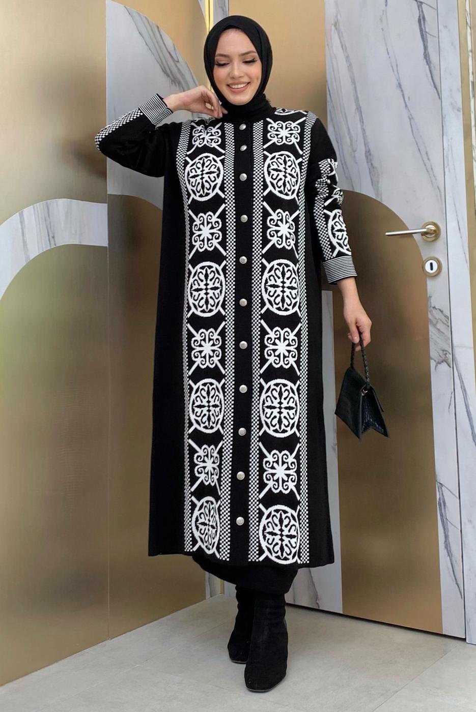 Tesettür giyim SİYAH ETNİK DESENLİ TRİKO CEKET T 8316