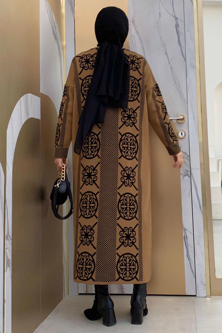 Tesettür giyim TABA ETNİK DESENLİ TRİKO CEKET T 8316