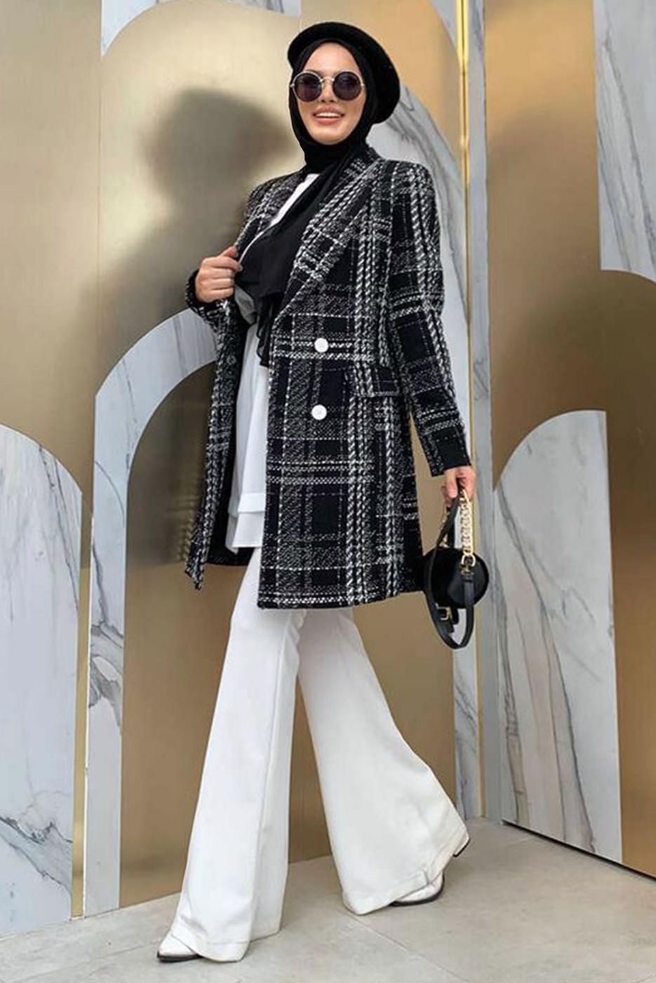 Tesettür giyim SİYAH DESENLİ DÜĞMELİ CEKET T 9077