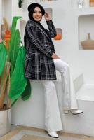 Tesettür giyim SİYAH DESENLİ DÜĞMELİ CEKET T 9077