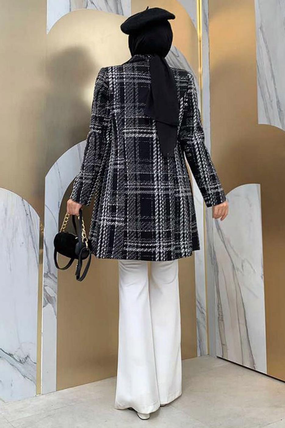 Tesettür giyim SİYAH DESENLİ DÜĞMELİ CEKET T 9077