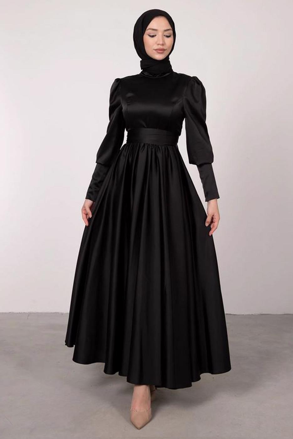 Tesettür giyim SİYAH KUŞAKLI SATEN ELBİSE T 1247