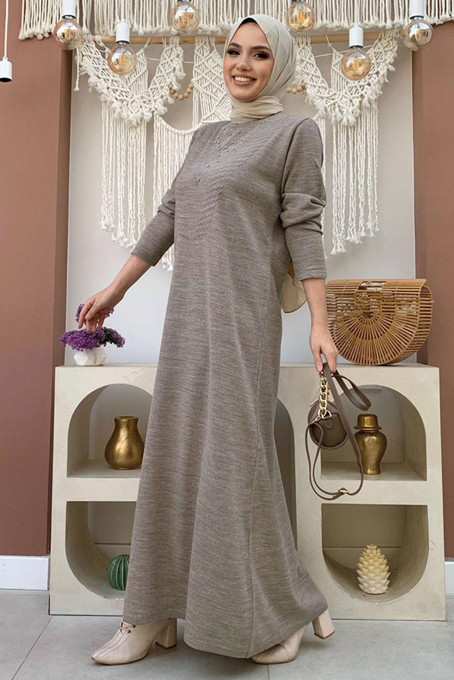 Tesettür giyim VİZON TAŞ DETAYLI TRİKO ELBİSE T 71332