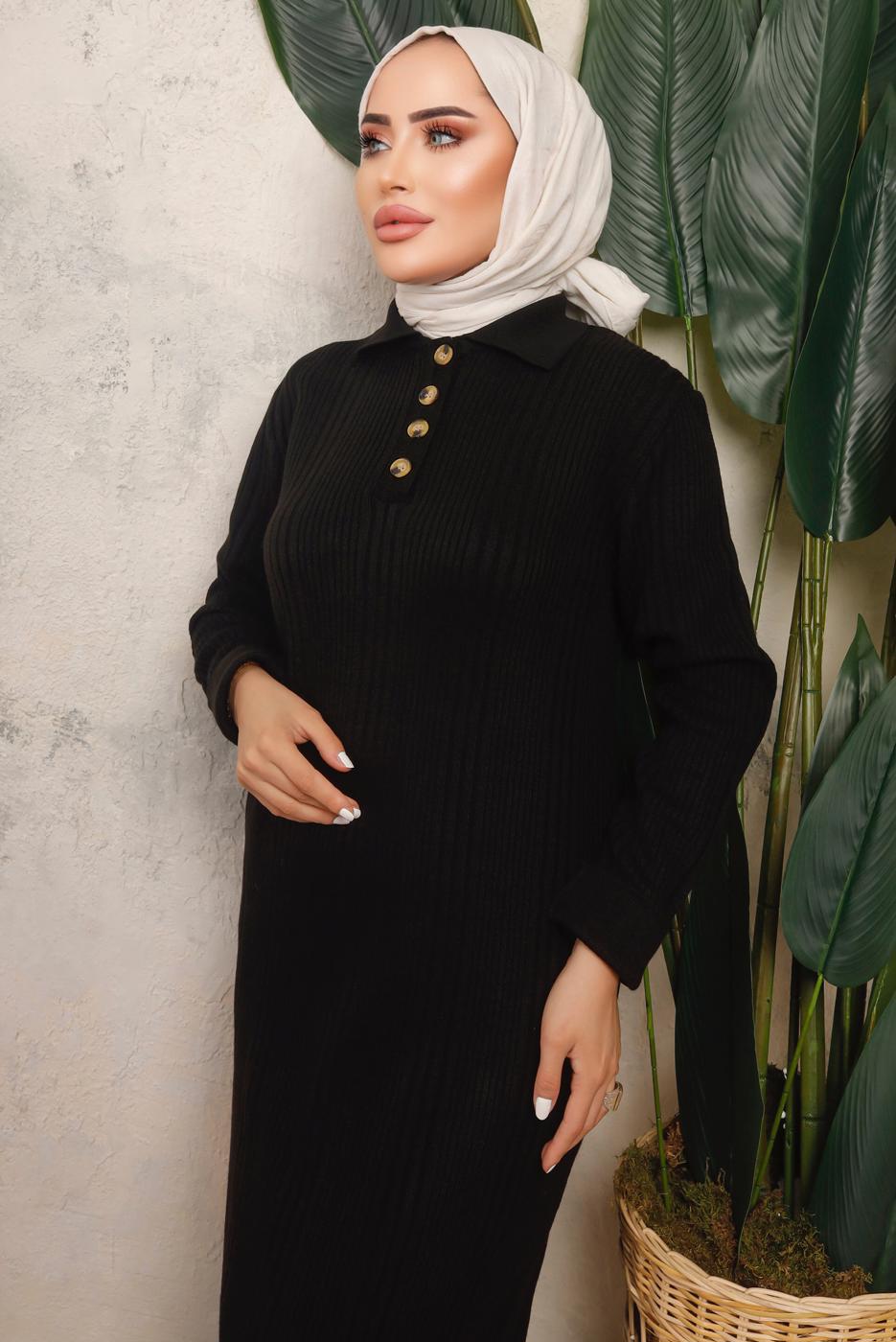 Tesettür giyim SİYAH DÜĞME DETAYLI DÜZ TRİKO ELBİSE T 8101