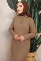 Tesettür giyim KAHVE DÜĞME DETAYLI DÜZ TRİKO ELBİSE T 8101