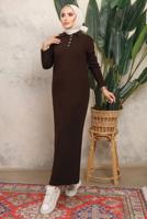 Tesettür giyim KAHVE DÜĞME DETAYLI DÜZ TRİKO ELBİSE T 8101